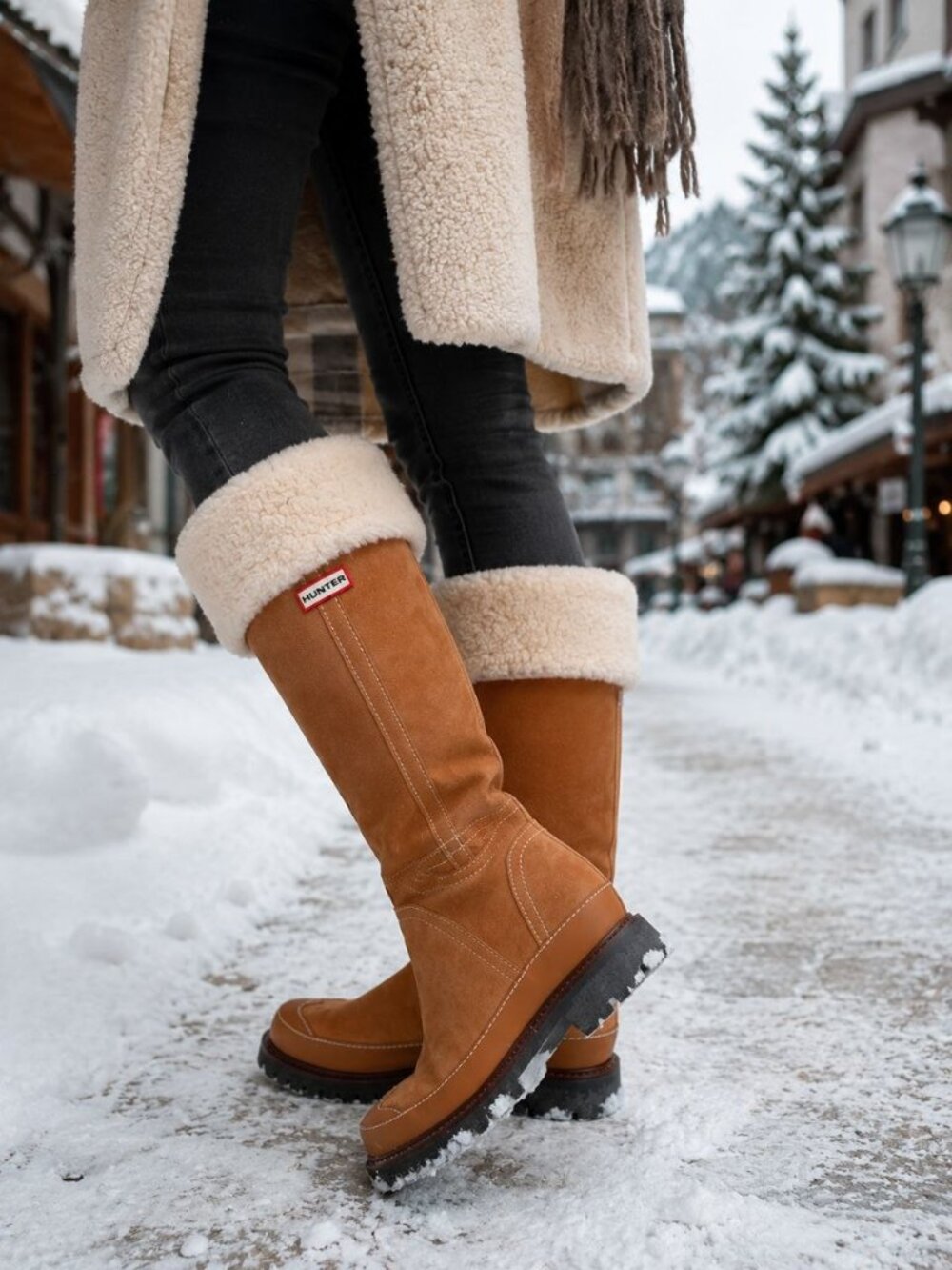 Hunter STMB1015 Brown Suede Shearling Cuff Tall Boots Size 6.5 New